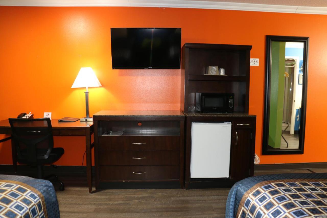 Amber Inn Le Mars エクステリア 写真