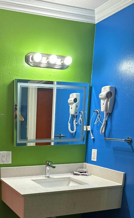 Amber Inn Le Mars エクステリア 写真