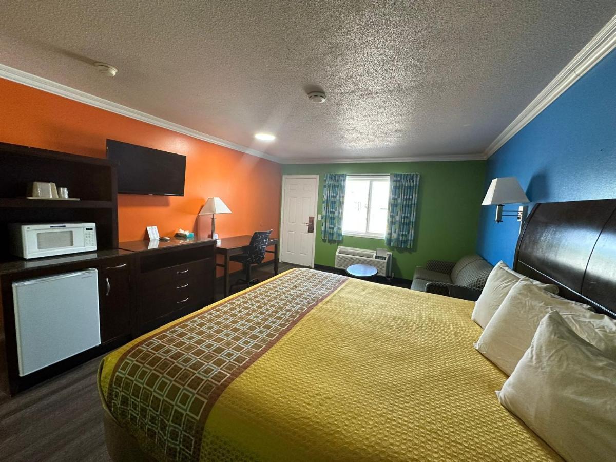 Amber Inn Le Mars エクステリア 写真